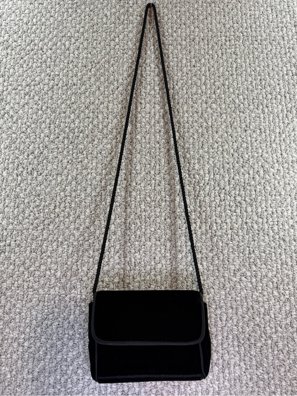 Jessica McClintock Vintage 90's Black Velvet Handbag with Long Strap